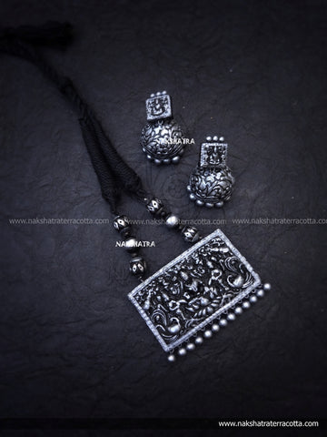 Meenakari