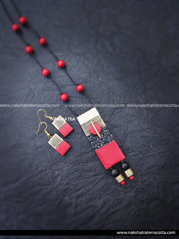 Red and black simple set