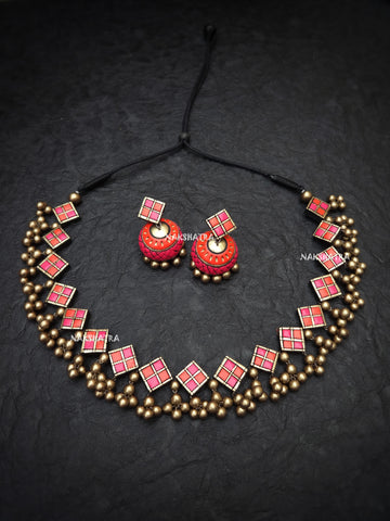 Pink and orange diamonds