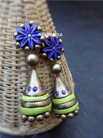 Flowery jhumka