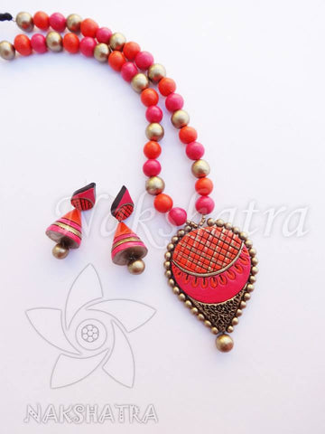 Terracotta Necklace