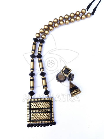 Terracotta Necklace