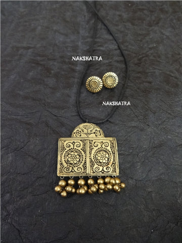 Terracotta NecklaceAntique window